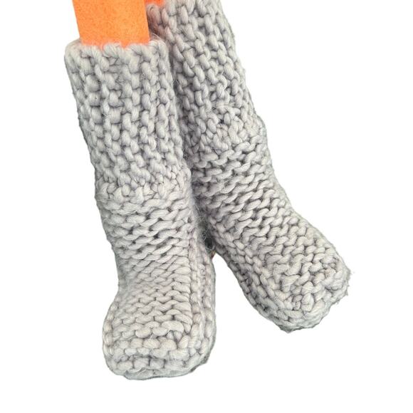 EUC Anthropologie Lemon Gray Knit Booties Cuff Warm Fleece Lined Size 6-7 - Picture 1 of 4